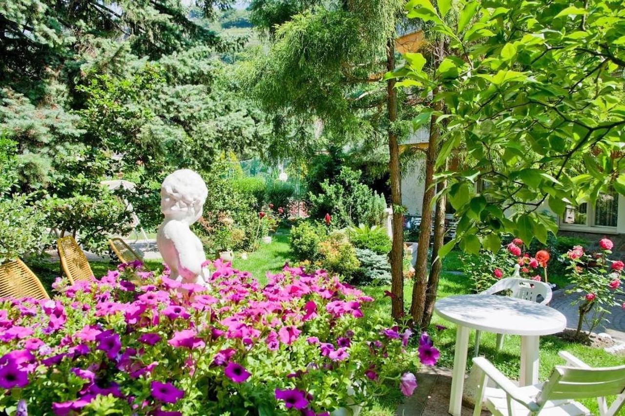 Villa Sabine - Renate メラーノ エクステリア 写真